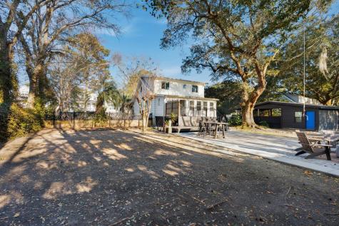 1515 N Lakeshore Drive Mount Pleasant SC 29466