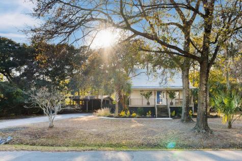 1515 N Lakeshore Drive Mount Pleasant SC 29466