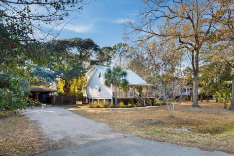 1515 N Lakeshore Drive Mount Pleasant SC 29466