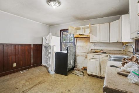 5516 Attaway Street North Charleston SC 29406