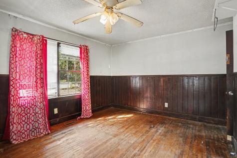 5516 Attaway Street North Charleston SC 29406