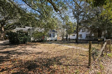 5516 Attaway Street North Charleston SC 29406