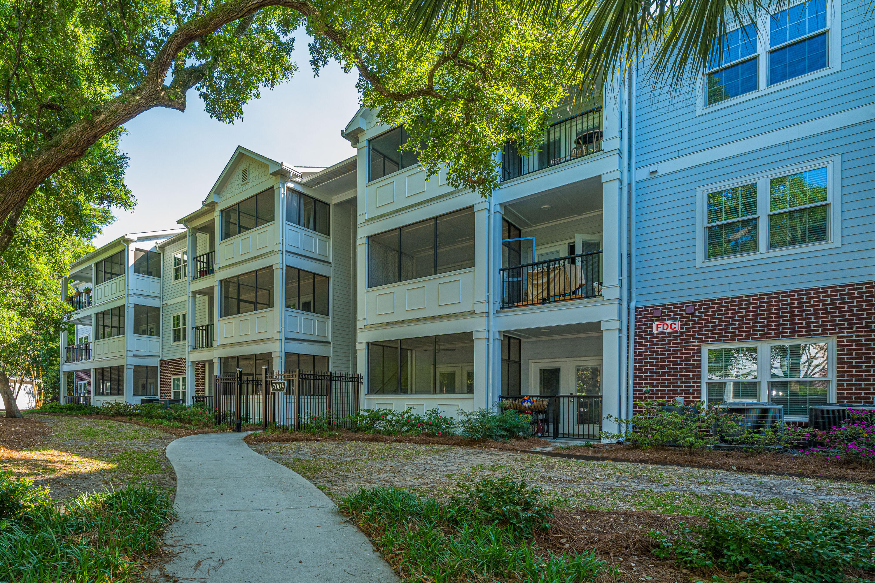 1025 Riverland Woods Place Charleston SC 29412