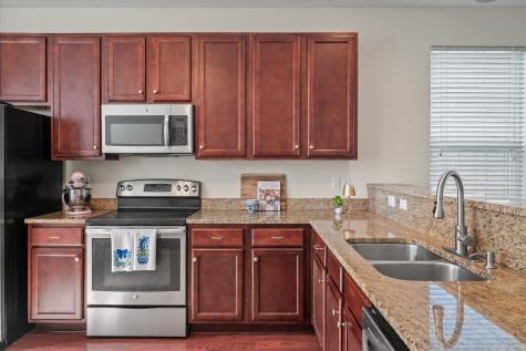 5040 Wapiti Way Hollywood SC 29449
