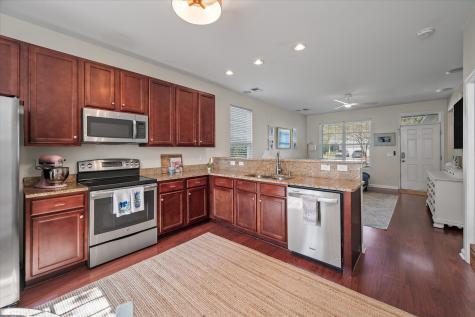 5040 Wapiti Way Hollywood SC 29449