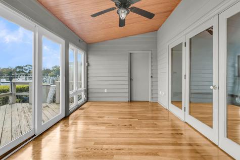 2224 Folly Road Charleston SC 29412