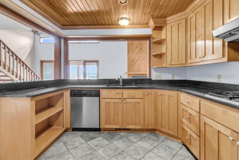 2224 Folly Road Charleston SC 29412