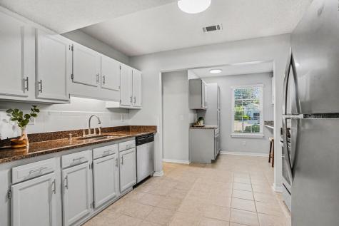 2026 Armory Drive Mount Pleasant SC 29466