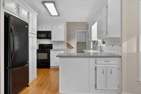 200 Loch Lomond Street Summerville SC 29483