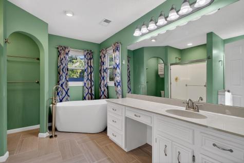 200 Loch Lomond Street Summerville SC 29483