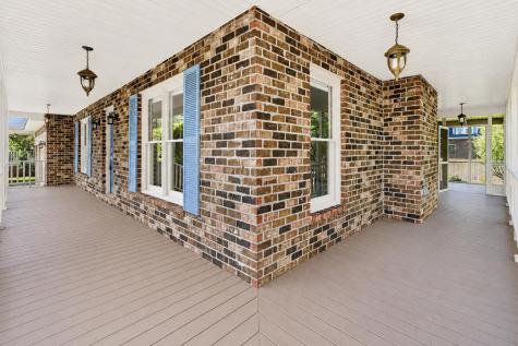 200 Loch Lomond Street Summerville SC 29483