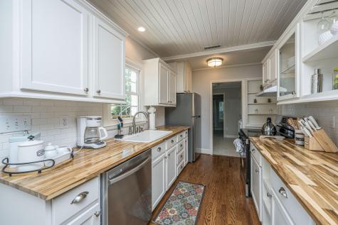 1128 Carter Avenue Mount Pleasant SC 29464