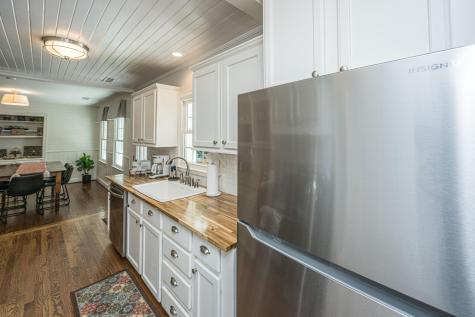 1128 Carter Avenue Mount Pleasant SC 29464