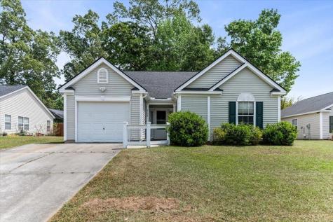 8766 Tigershark Avenue North Charleston SC 29406