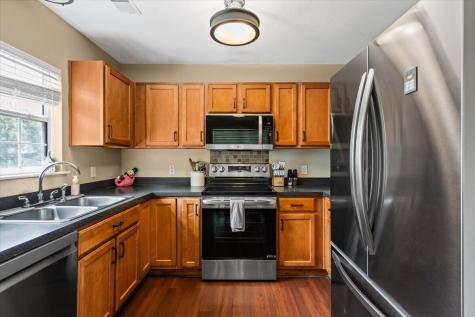 8766 Tigershark Avenue North Charleston SC 29406