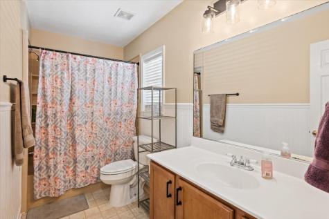 8766 Tigershark Avenue North Charleston SC 29406