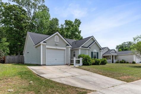 8766 Tigershark Avenue North Charleston SC 29406