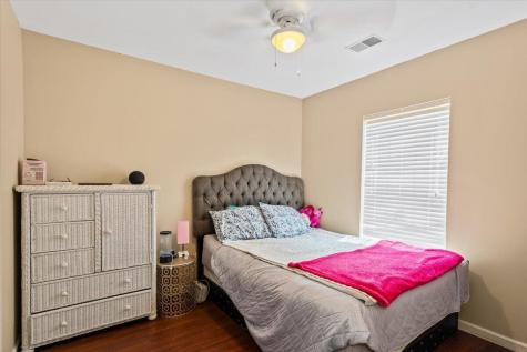 8766 Tigershark Avenue North Charleston SC 29406
