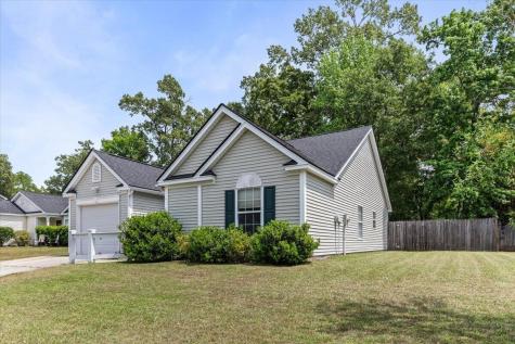8766 Tigershark Avenue North Charleston SC 29406