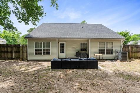 8766 Tigershark Avenue North Charleston SC 29406