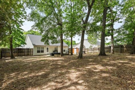 8766 Tigershark Avenue North Charleston SC 29406