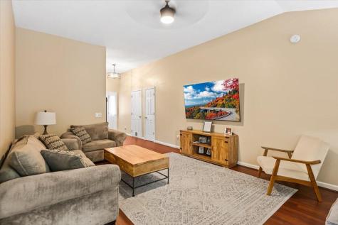 8766 Tigershark Avenue North Charleston SC 29406