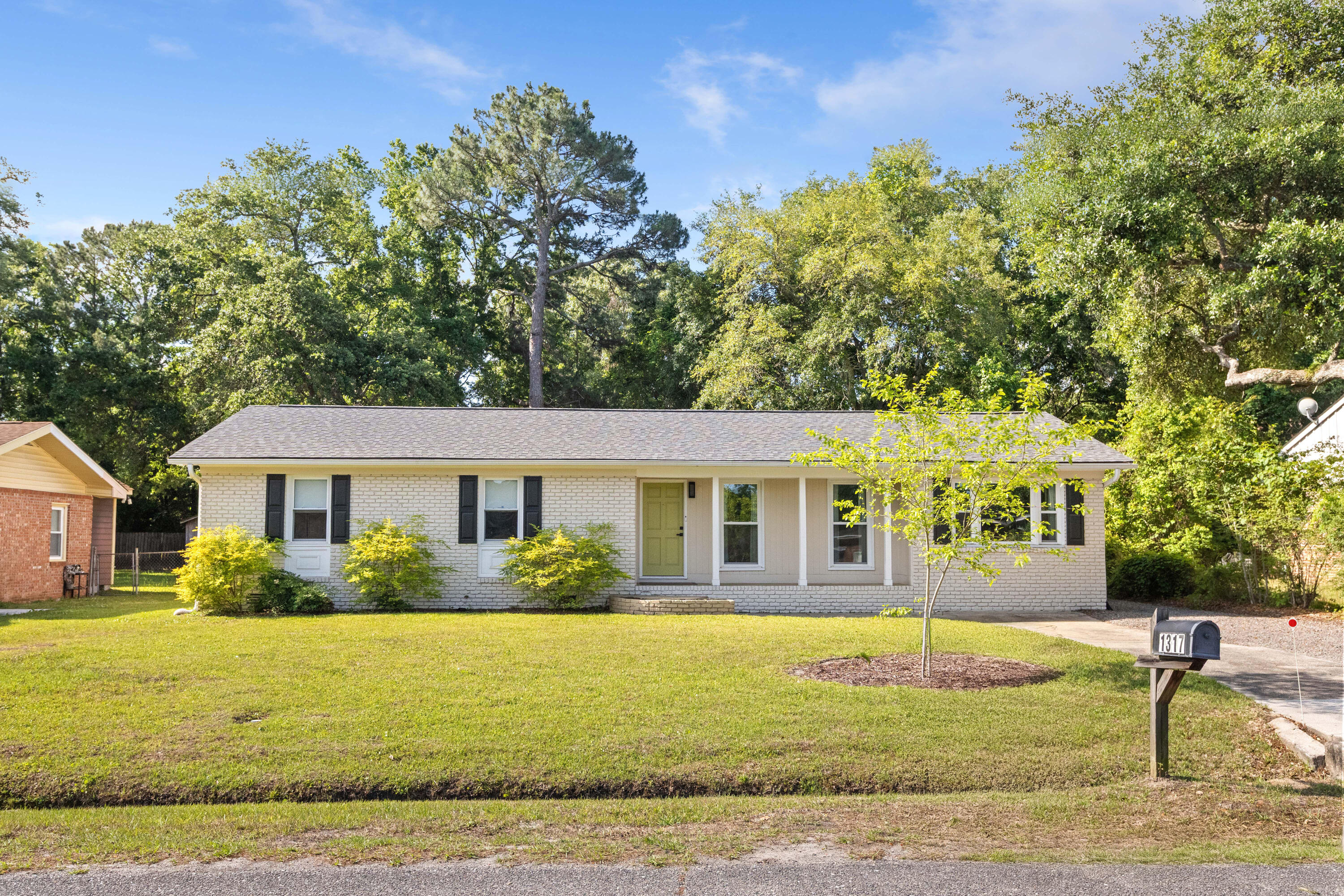 1317 White Drive Charleston SC 29407