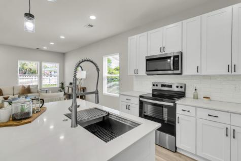 5889 N Rhett Avenue Hanahan SC 29410