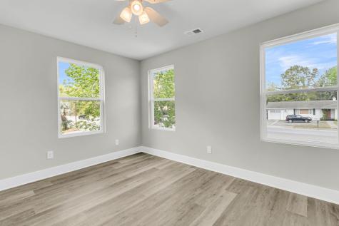 5889 N Rhett Avenue Hanahan SC 29410