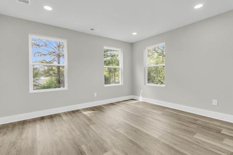 5889 N Rhett Avenue Hanahan SC 29410