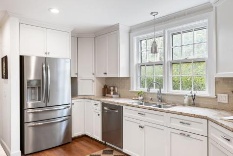 17 Ashley Avenue Charleston SC 29401