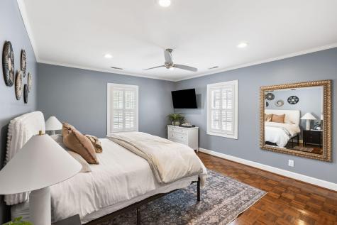 17 Ashley Avenue Charleston SC 29401