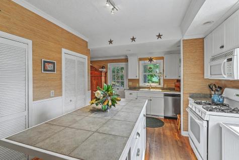 2154 Saint James Drive Charleston SC 29412