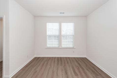 4633 Forest Hills Drive North Charleston SC 29418
