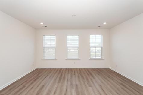 4633 Forest Hills Drive North Charleston SC 29418