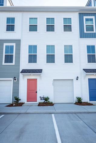 4633 Forest Hills Drive North Charleston SC 29418