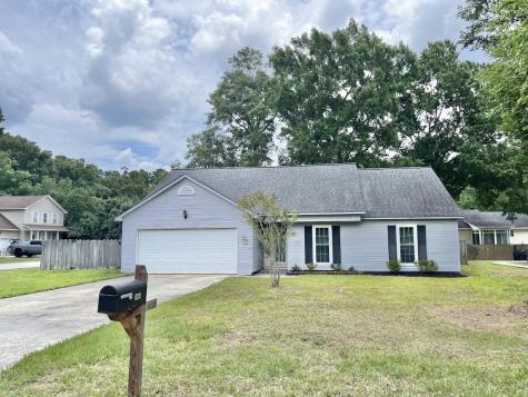 8486 William Moultrie Drive North Charleston SC 29420