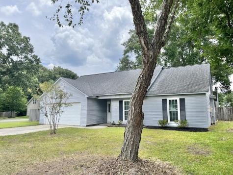 8486 William Moultrie Drive North Charleston SC 29420