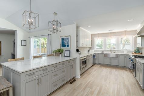 218 Forest Trail Isle Of Palms SC 29451