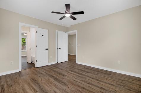 2136 Commander Road North Charleston SC 29405