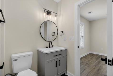 2136 Commander Road North Charleston SC 29405