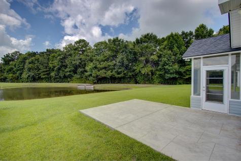 302 Coosawatchie Street Summerville SC 29485