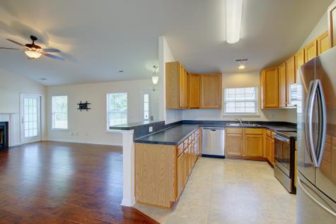 302 Coosawatchie Street Summerville SC 29485