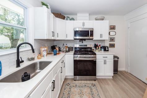 2045 Lake Avenue Charleston SC 29414