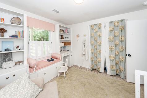 2045 Lake Avenue Charleston SC 29414