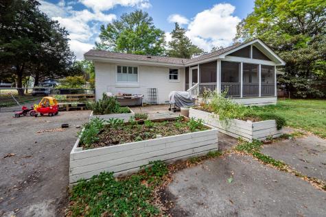 2045 Lake Avenue Charleston SC 29414
