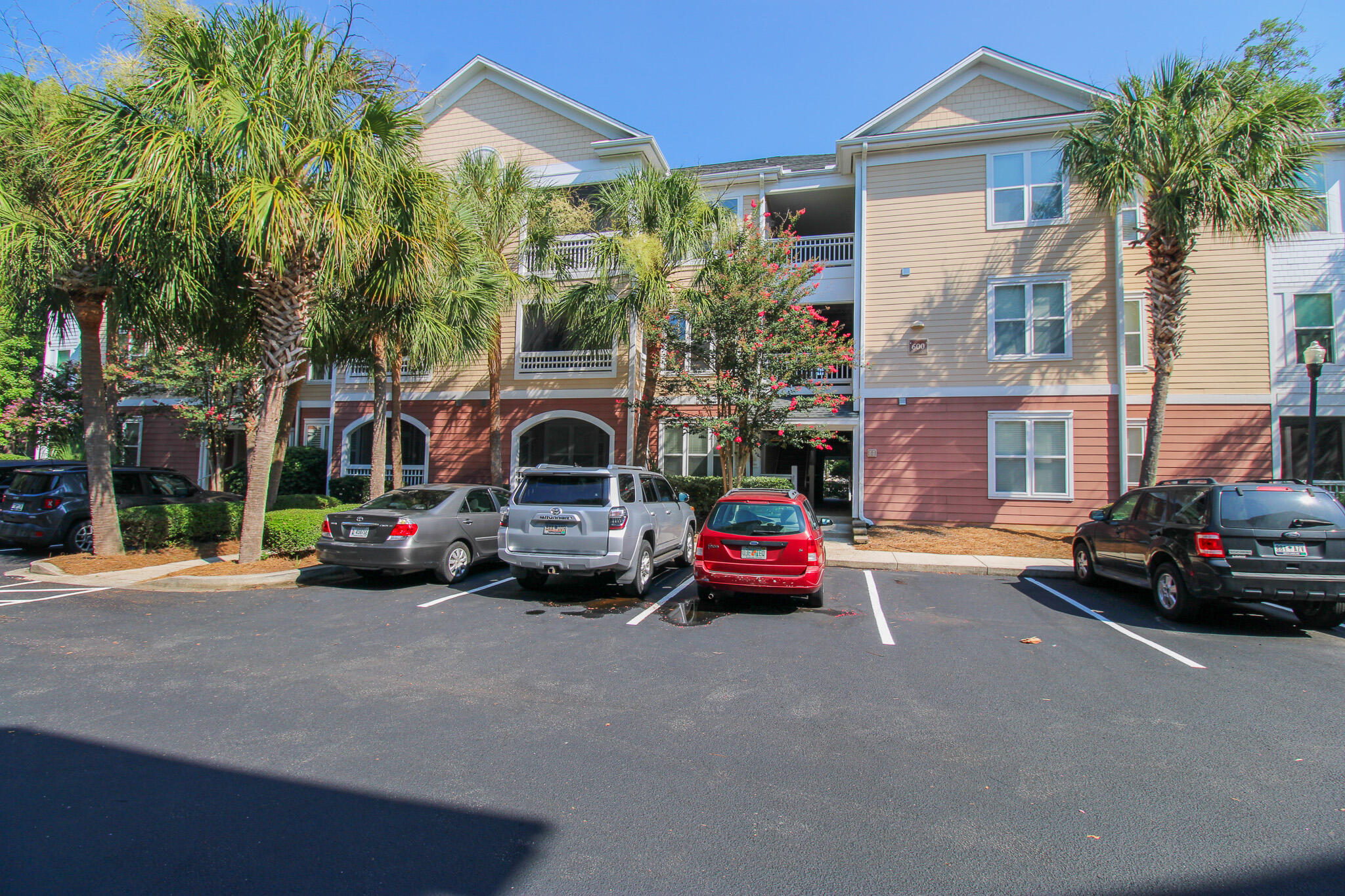 600 Bucksley Lane Daniel Island SC 29492
