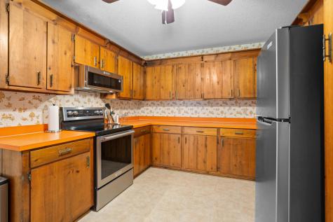 708 E Butternut Road Summerville SC 29483