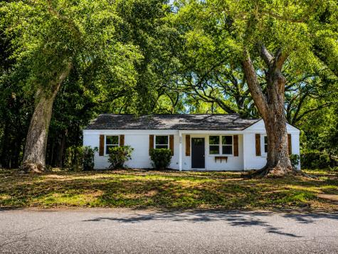1412 Pocahontas Street Mount Pleasant SC 29464