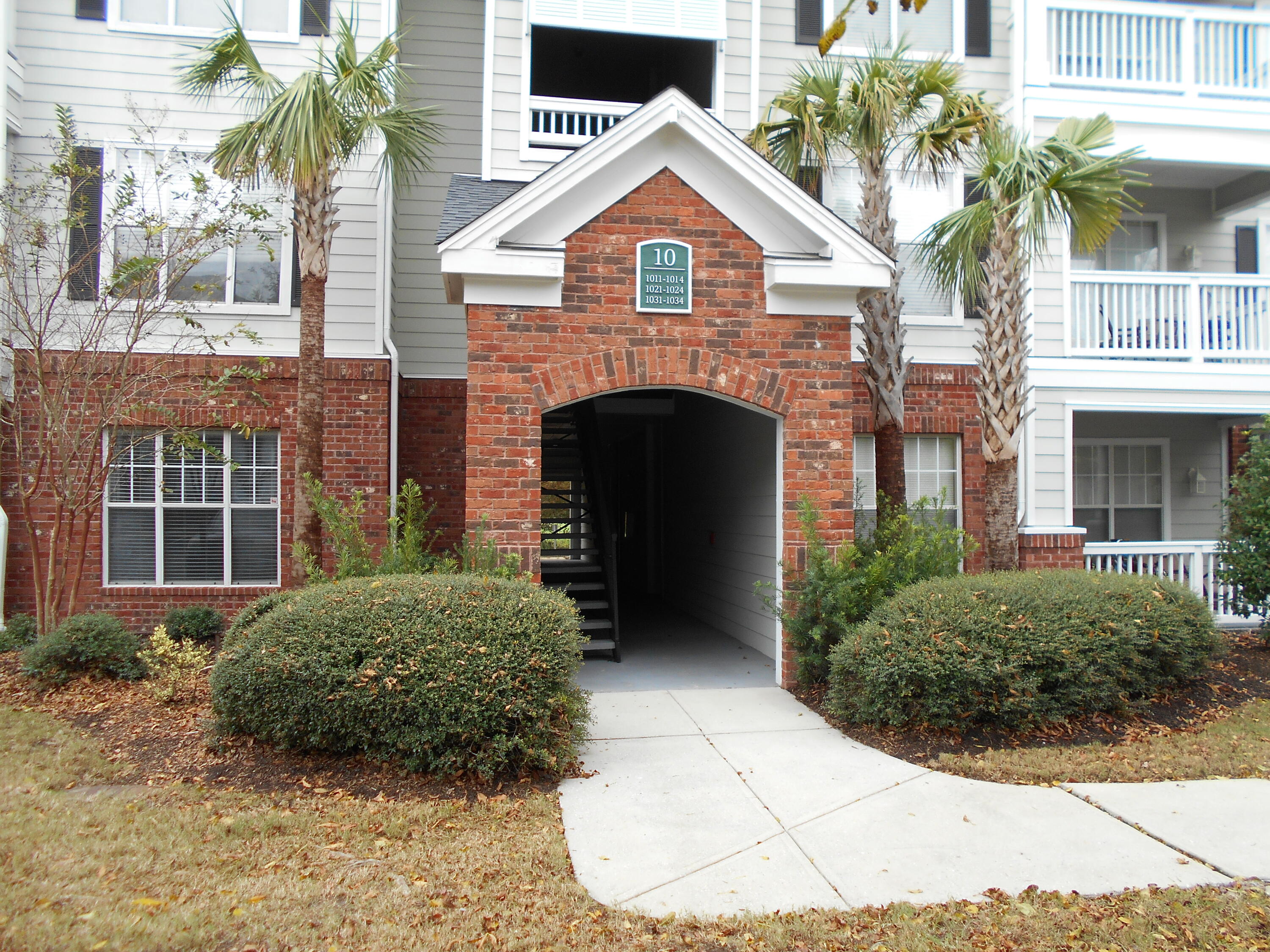 45 Sycamore Avenue Charleston SC 29407